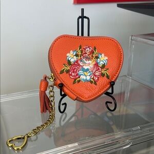 Sharif Heart-Shaped Orange Floral Embroidered Zippered Coin Purse 4”x 4.5” NWOT